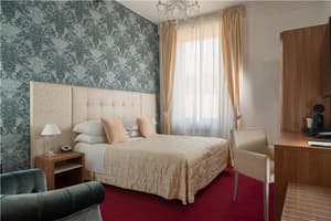 thumbnail: Guest Room,On-Site
