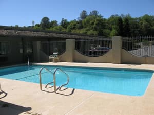 thumbnail: Pool