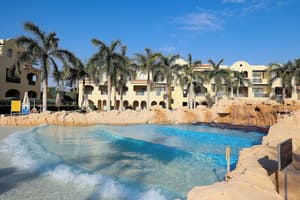 thumbnail: Outdoor pool