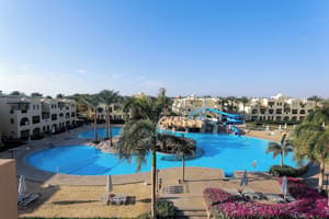 thumbnail: Outdoor pool