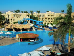 thumbnail: Outdoor pool