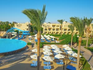 thumbnail: Outdoor pool