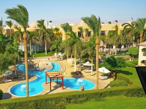 thumbnail: Outdoor pool