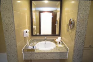 thumbnail: Bathroom