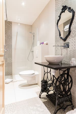 thumbnail: Bathroom