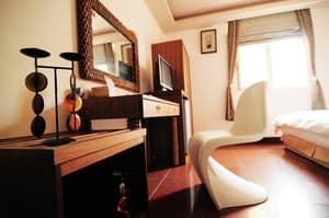 thumbnail: Room