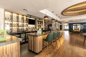 thumbnail: Bar (on property)