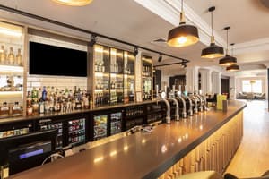 thumbnail: Bar (on property)