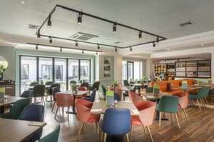thumbnail: Restaurant
