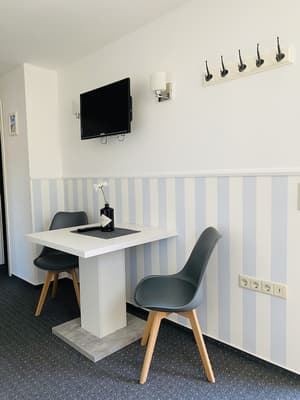 thumbnail: In-room dining