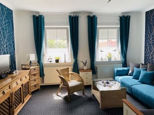thumbnail: Living area