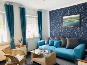 thumbnail: Living area