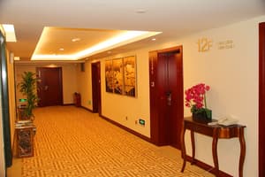 thumbnail: Interior detail