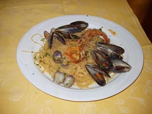 thumbnail: Restaurant