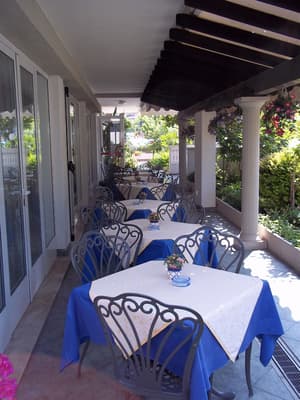 thumbnail: Terrace/patio