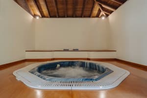 thumbnail: Sauna