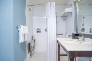 thumbnail: Accessible bathroom