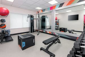 thumbnail: Gym
