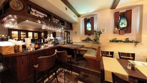 thumbnail: Restaurant