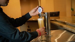 thumbnail: Bar (on property)