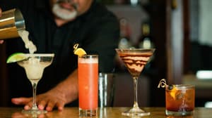 thumbnail: Bar (on property)