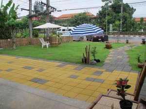 thumbnail: General view