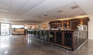 thumbnail: Restaurant