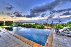 thumbnail: Infinity pool