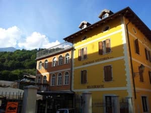 thumbnail: General view