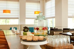 thumbnail: Breakfast area