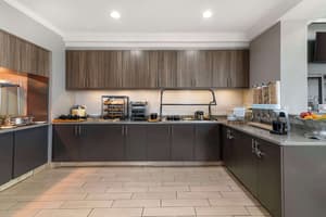 thumbnail: Breakfast area