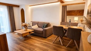 thumbnail: Interior