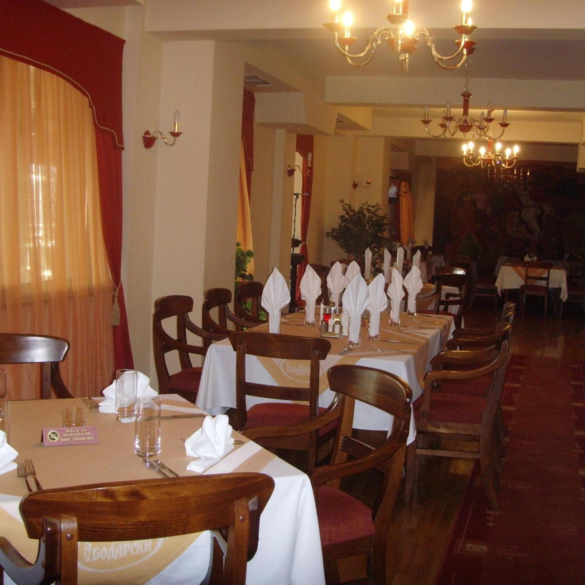 Restaurant-cafeteria