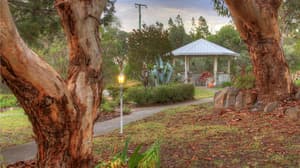 thumbnail: Gazebo