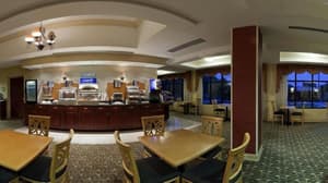 thumbnail: Breakfast area