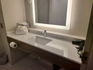thumbnail: Bathroom