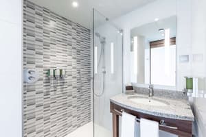 thumbnail: Bathroom shower