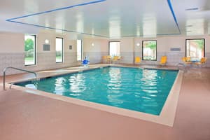 thumbnail: Pool