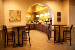 thumbnail: Restaurant