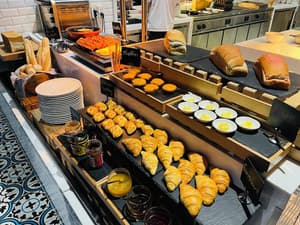 thumbnail: Breakfast buffet