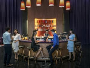 thumbnail: Bar (on property)