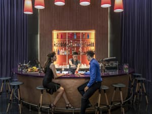 thumbnail: Bar (on property)
