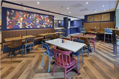 Dining,Dining Area,Restaurant,On-Site