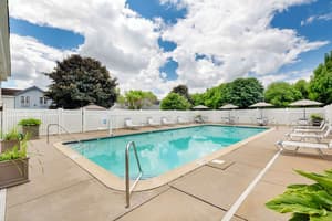thumbnail: Pool