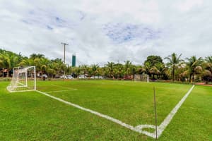 thumbnail: Sport court
