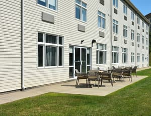 thumbnail: Exterior