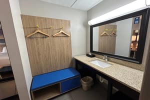 thumbnail: Bathroom
