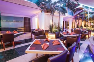 thumbnail: Restaurant