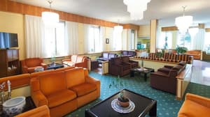 thumbnail: Lobby lounge
