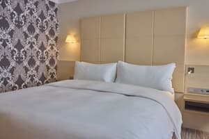 thumbnail: Room